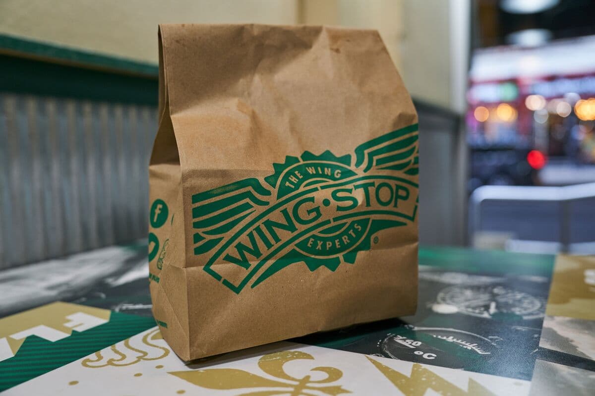 Wingstop Sinks as Fewer Diners Feasted on Fast-Food Chicken