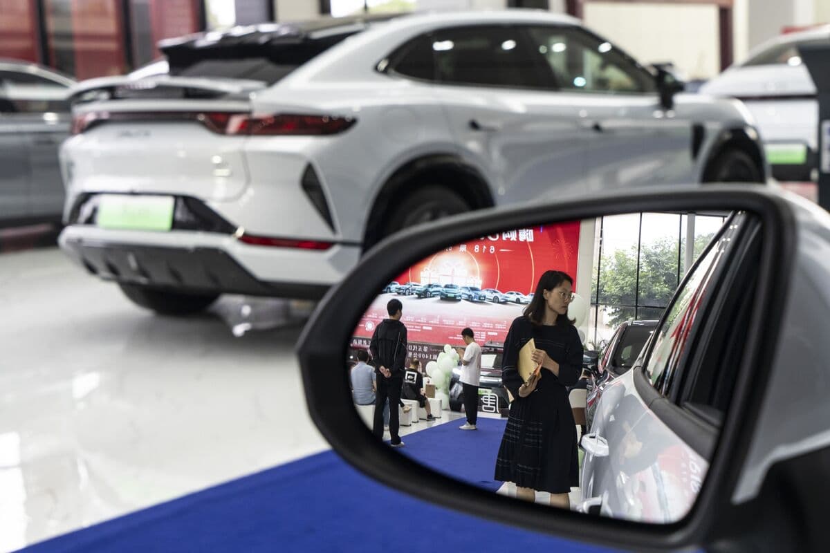 BYD Delivers Steeper-Than-Expected Profit Drop Amid EV Price War