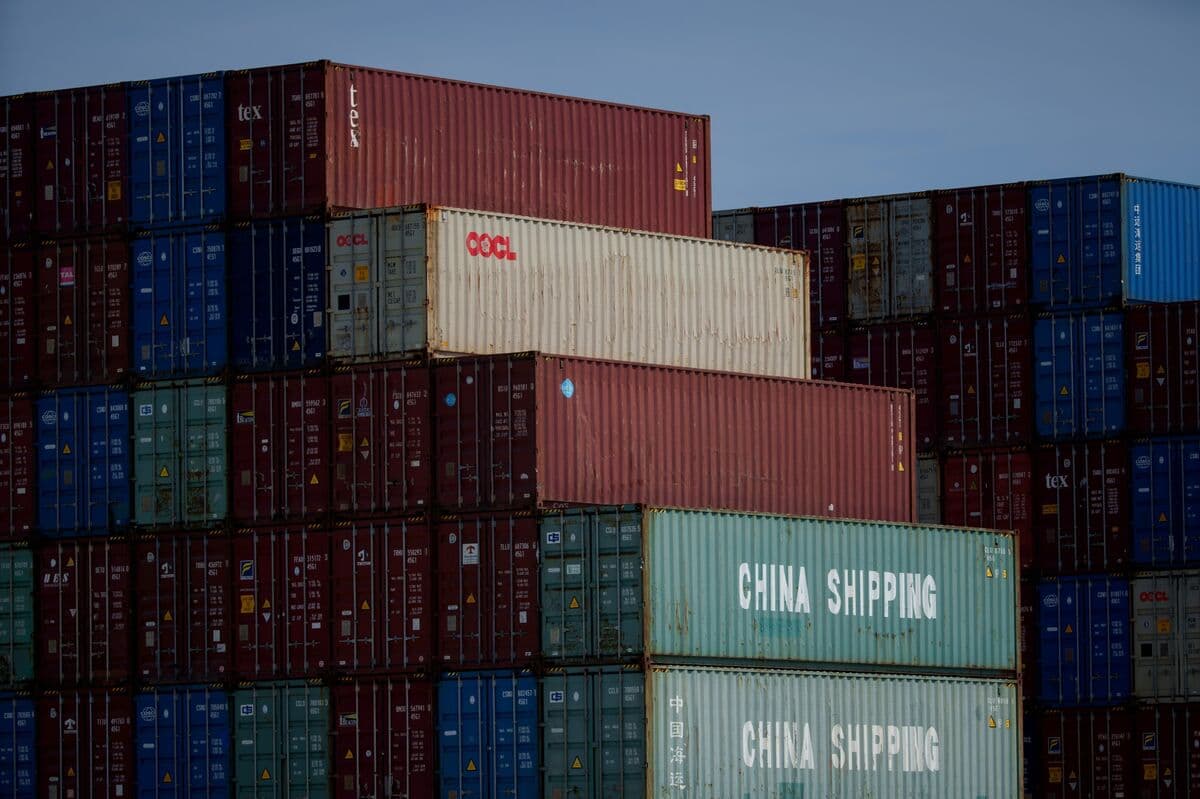 China Merchants Joins Talks for CK Hutchison’s Vexed Ports Sale