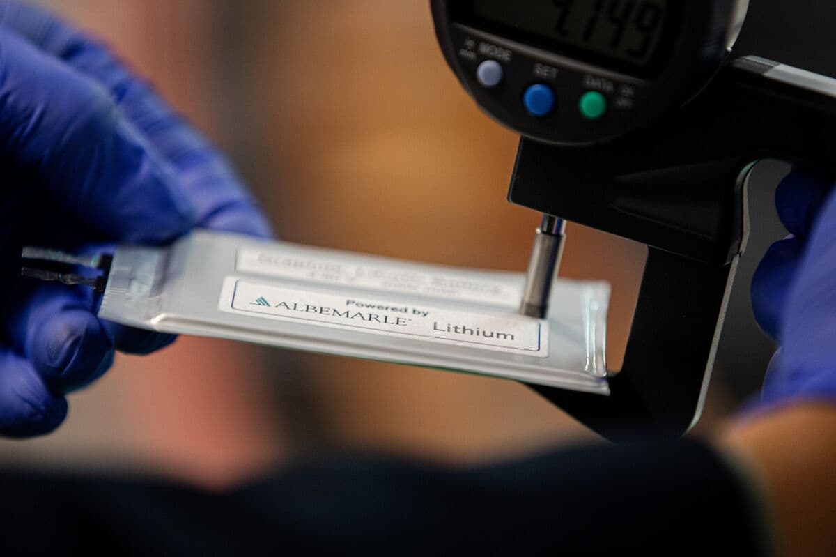 Albemarle Shares Jump as Lithium Recovery Delivers Earnings Beat