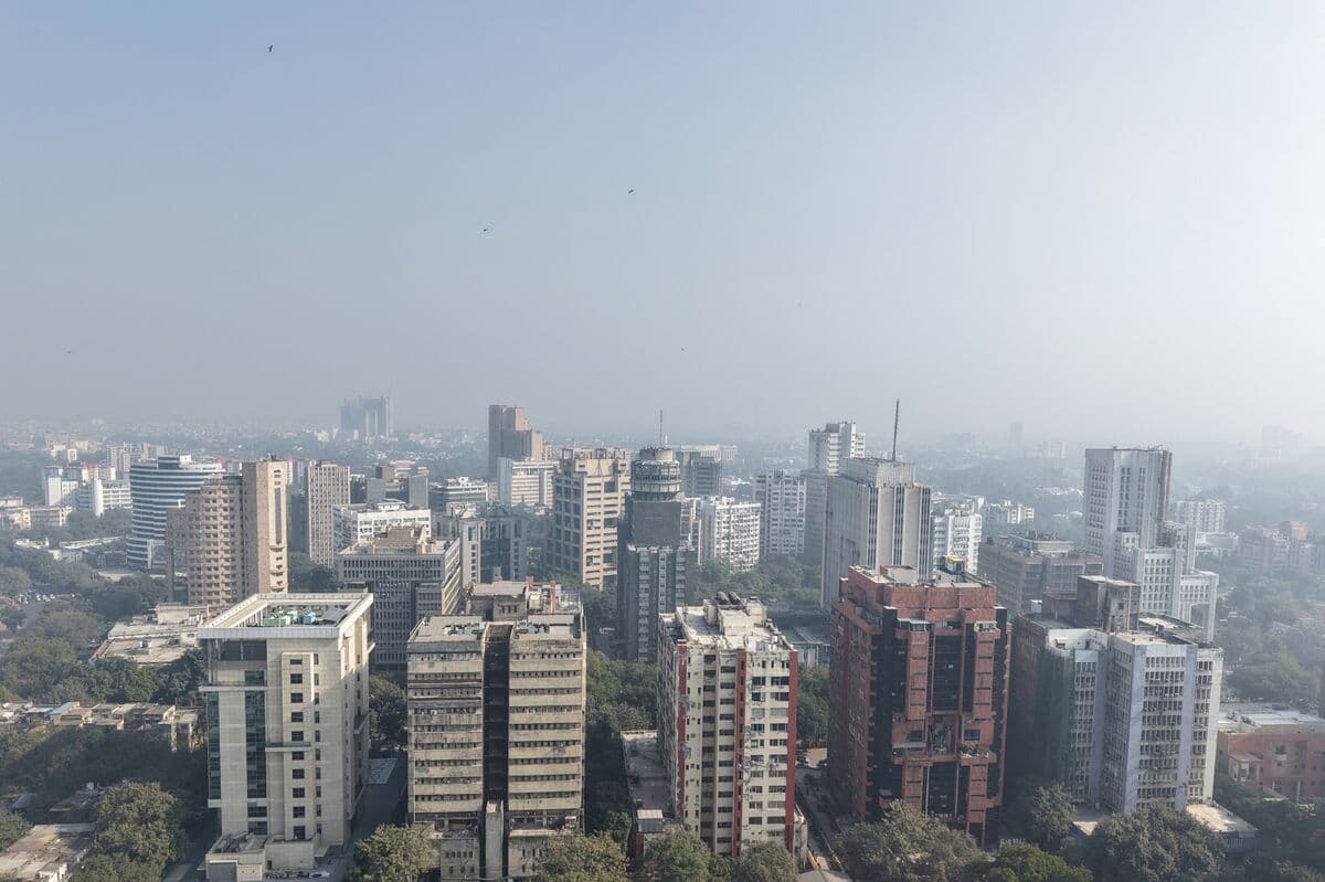 India Clears Loan Guarantee Plan as War Hurts Firms, Airlines