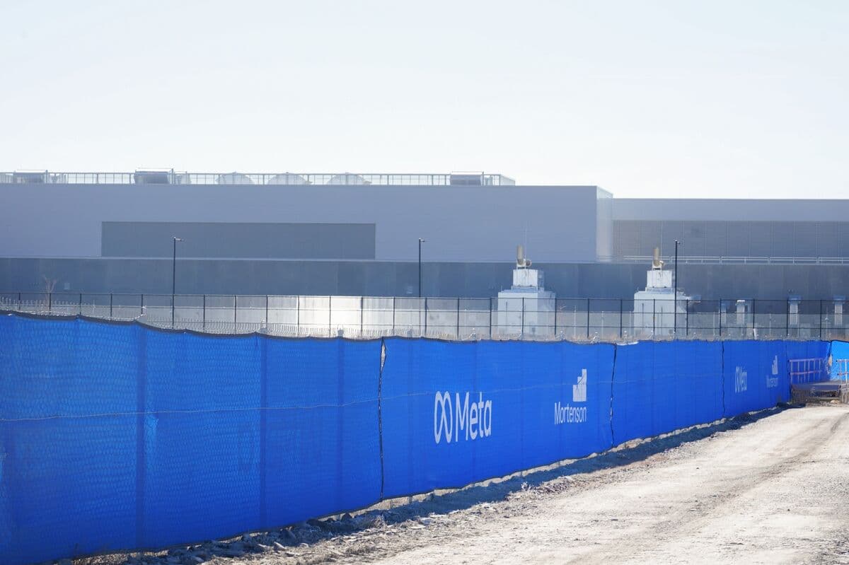 US Big Tech Ratchets Up AI Spending Past $700 Billion This Year