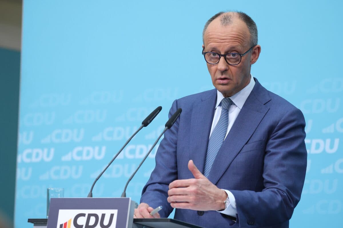 Merz Signals Germany to Take Stake in Franco-German Tank Maker