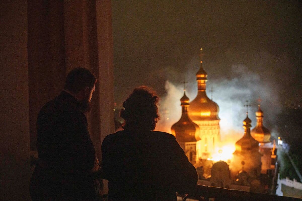 Russian Drones Attack Kyiv-Pechersk Lavra, a Sacred Site for Orthodox Christians