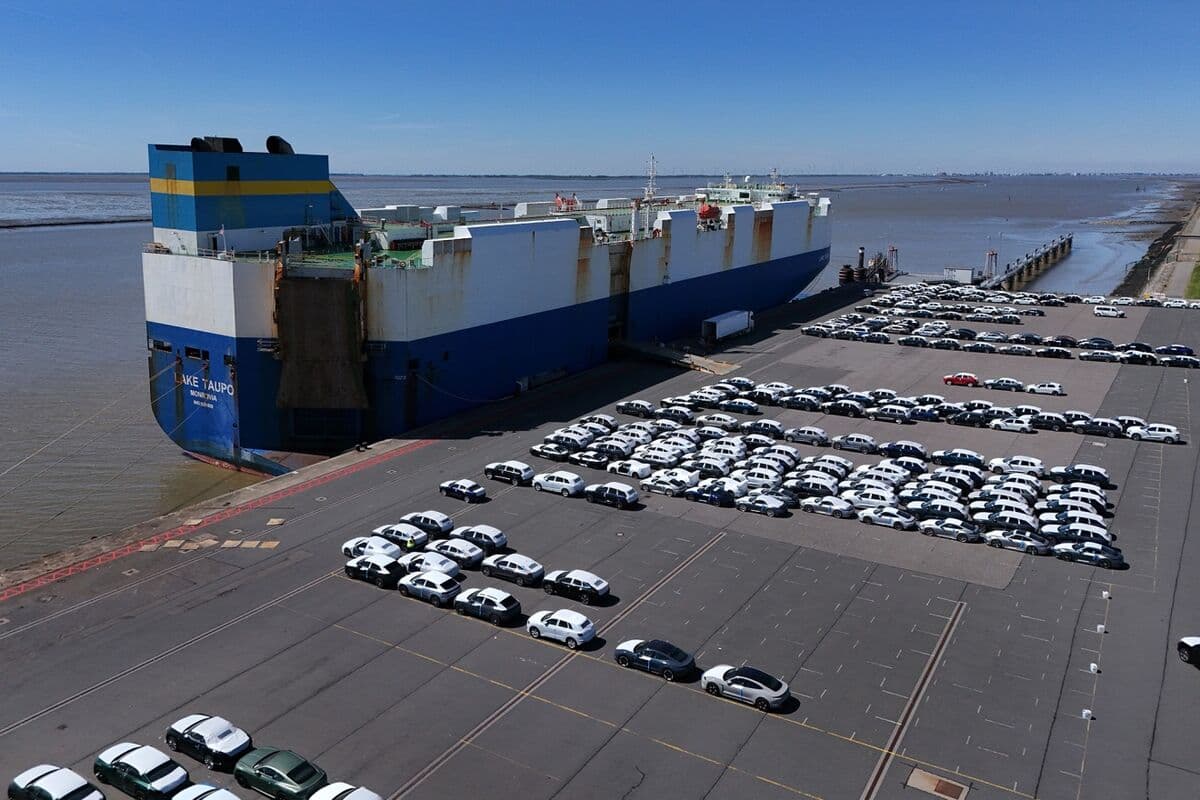 EU Vows Action If Trump Adopts Car Tariffs, But Urges Restraint