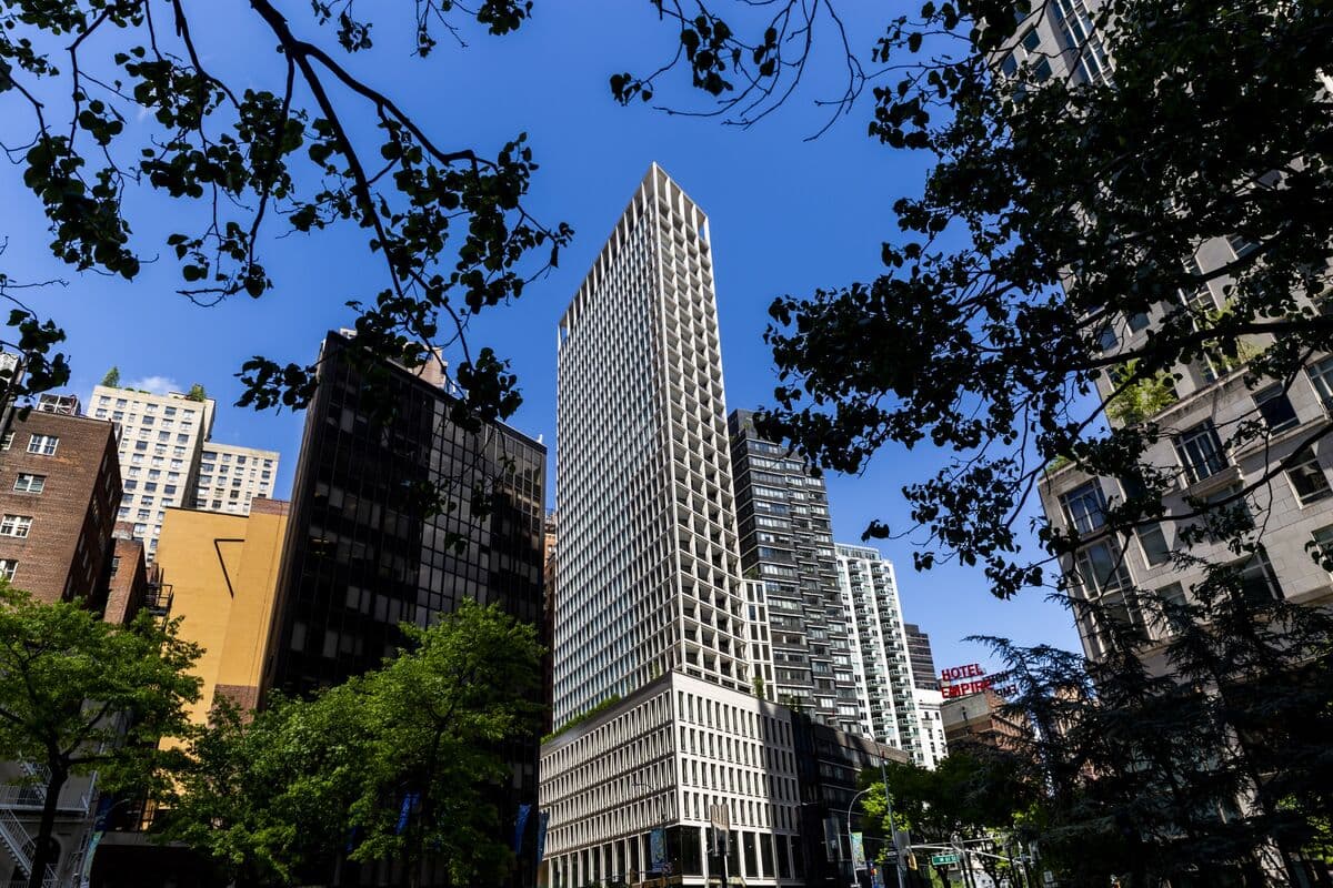 AvalonBay and Equity Residential Close to Major Merger Agreement