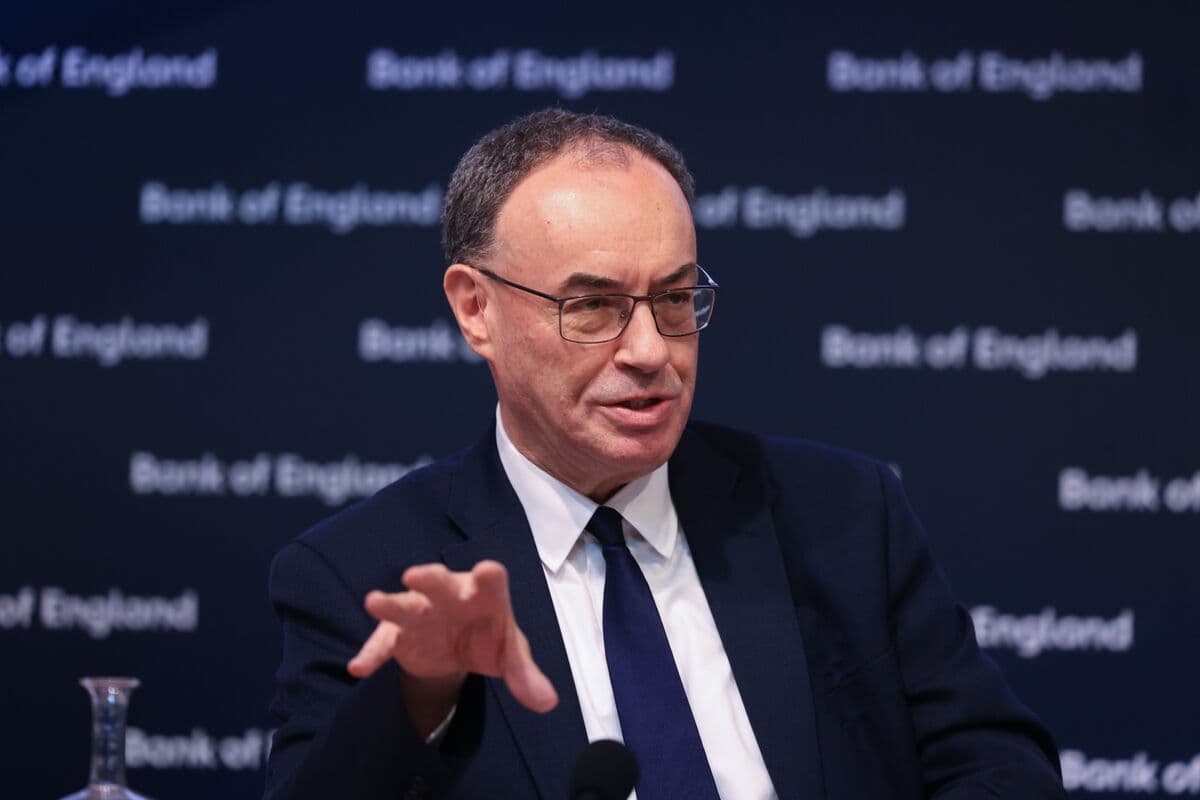 UK Two-Year Bonds Extend Gains as BOE Governor Bailey Speaks