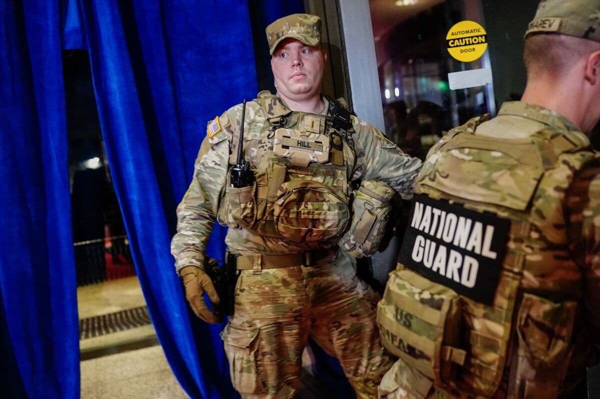 Armed Man Stormed White House Correspondents Dinner Checkpoint