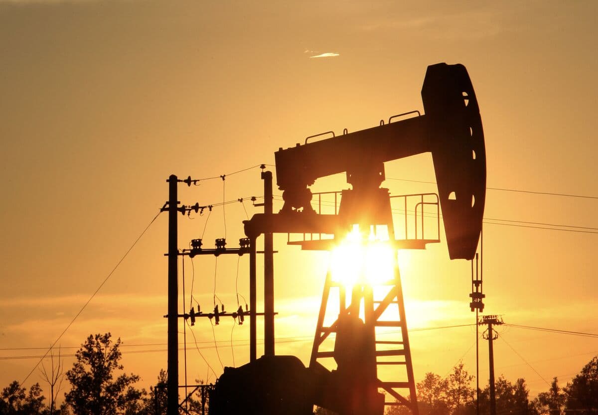 China’s State Refiners Seek to Resume Fuel Exports After Halt