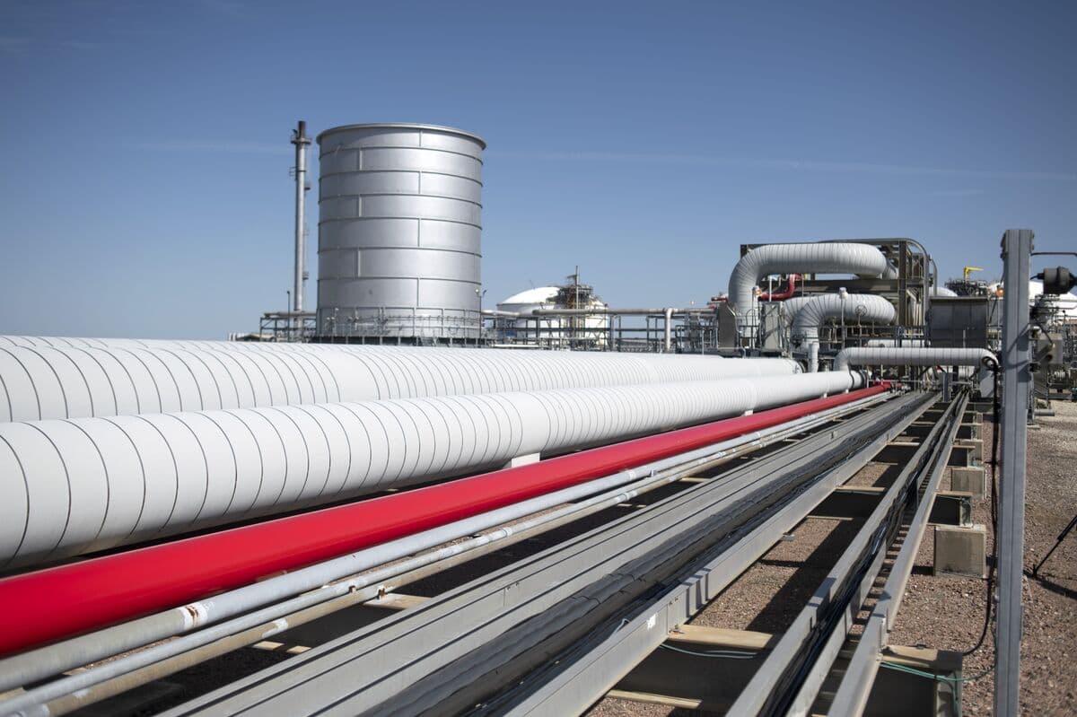 Cheniere Slumps on Surprise $3.5 Billion Loss on Derivatives