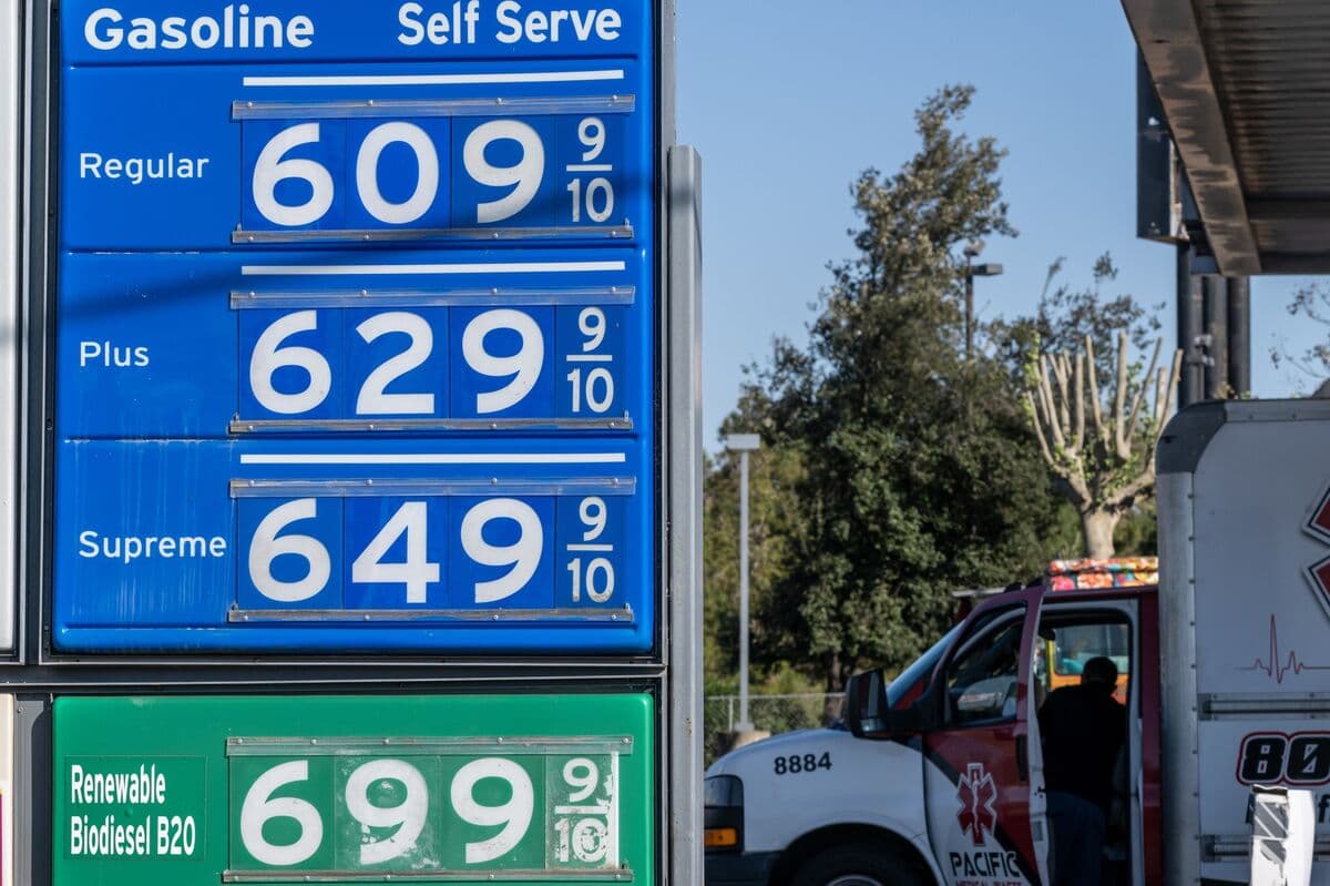California Gasoline Price Surges Above $6 as Iran War Fans Gains
