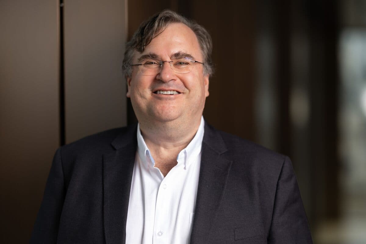 LinkedIn Co-Founder Reid Hoffman to Leave Microsoft’s Board