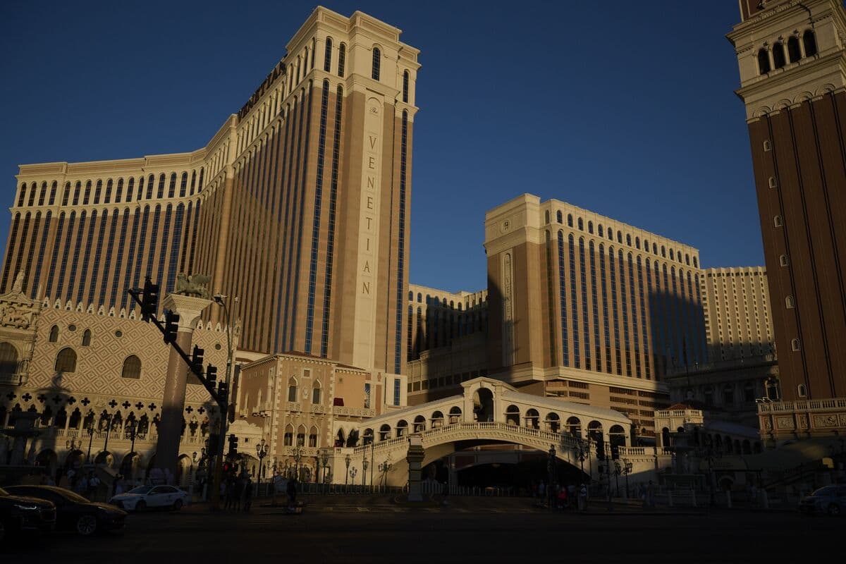 Venetian Resort Las Vegas Seeks $2.35 Billion to Refinance Debt