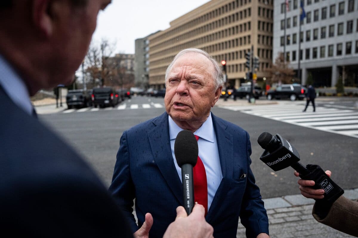 Oil Producers Need Guarantees to Work in Venezuela, Trump Ally Hamm Says