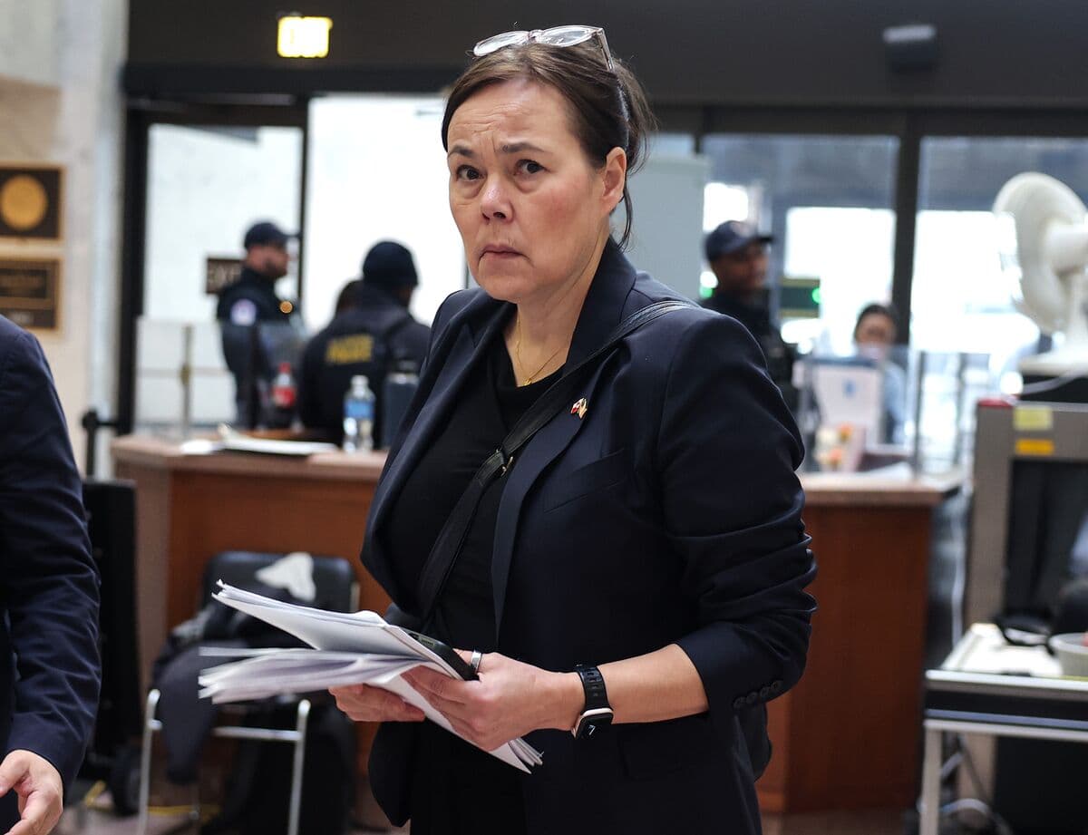 Greenland’s Top Diplomat Managing US Talks Steps Down