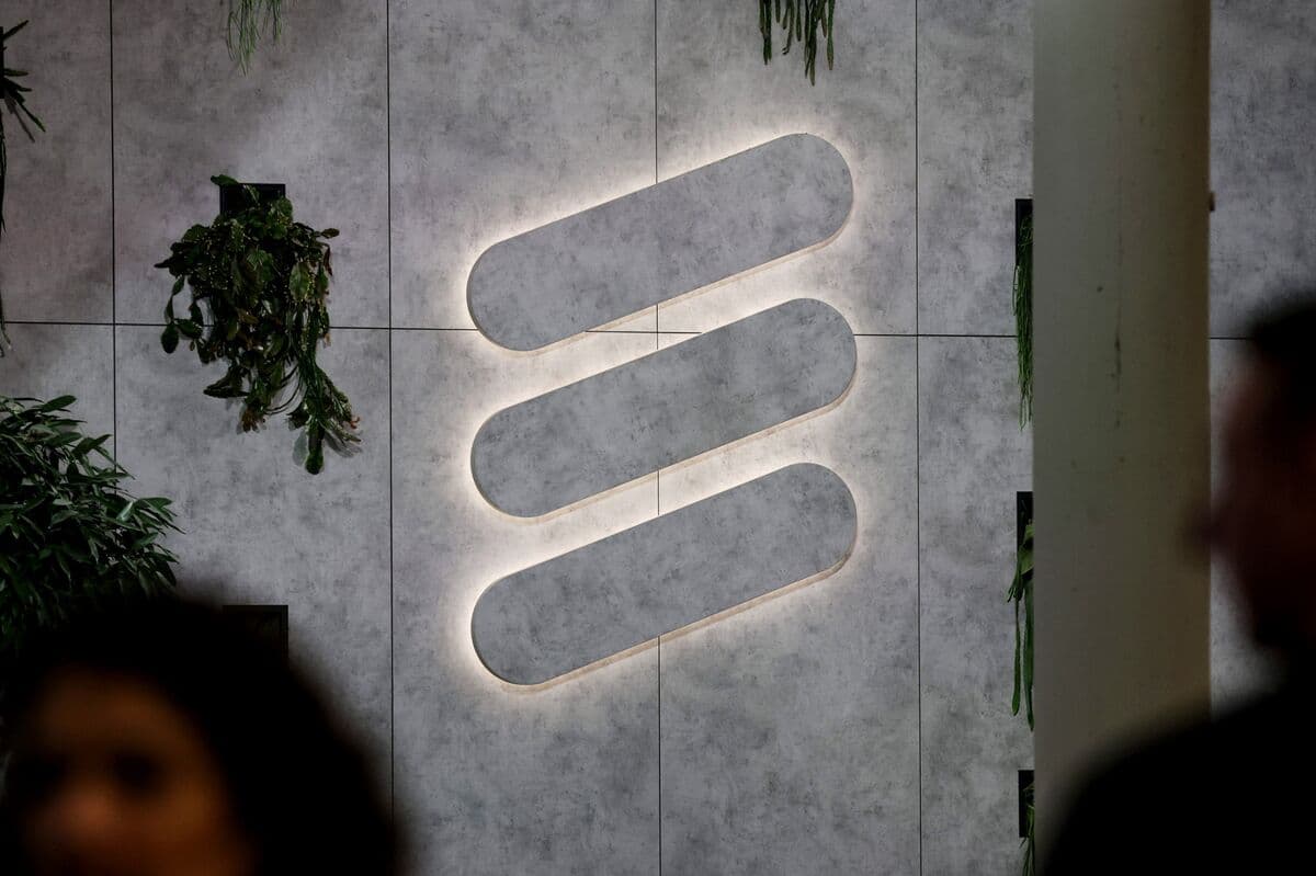 Ericsson Plans to Cut 1,600 Jobs in Sweden in Cost-Cutting Push