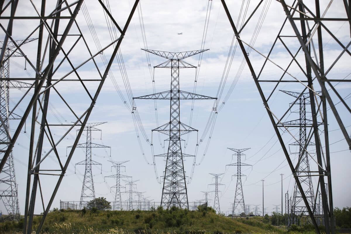 Ontario Utility Readies C$250 Million Inaugural Debt Deal