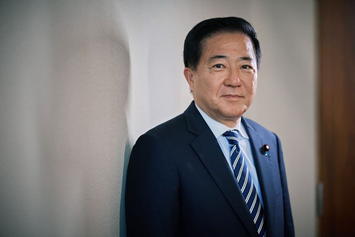 Japan Should Send Warships to Secure Hormuz, Ex-Adviser Says