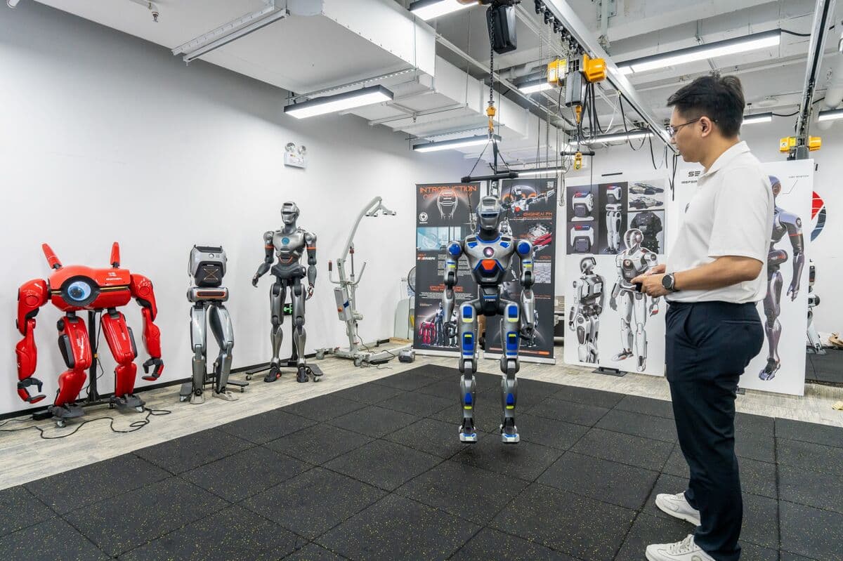 EngineAI, a Humanoid Robot Manufacturer, Files for IPO in Hong Kong