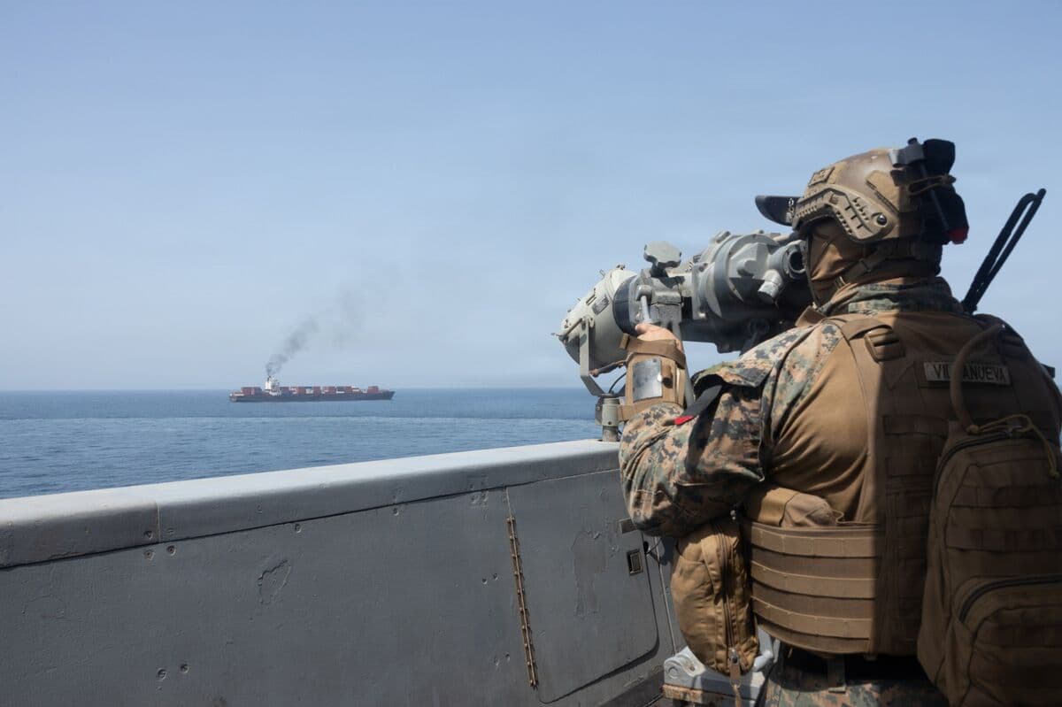 US Warns Shippers of Possible Sanctions If They Pay Hormuz Tolls