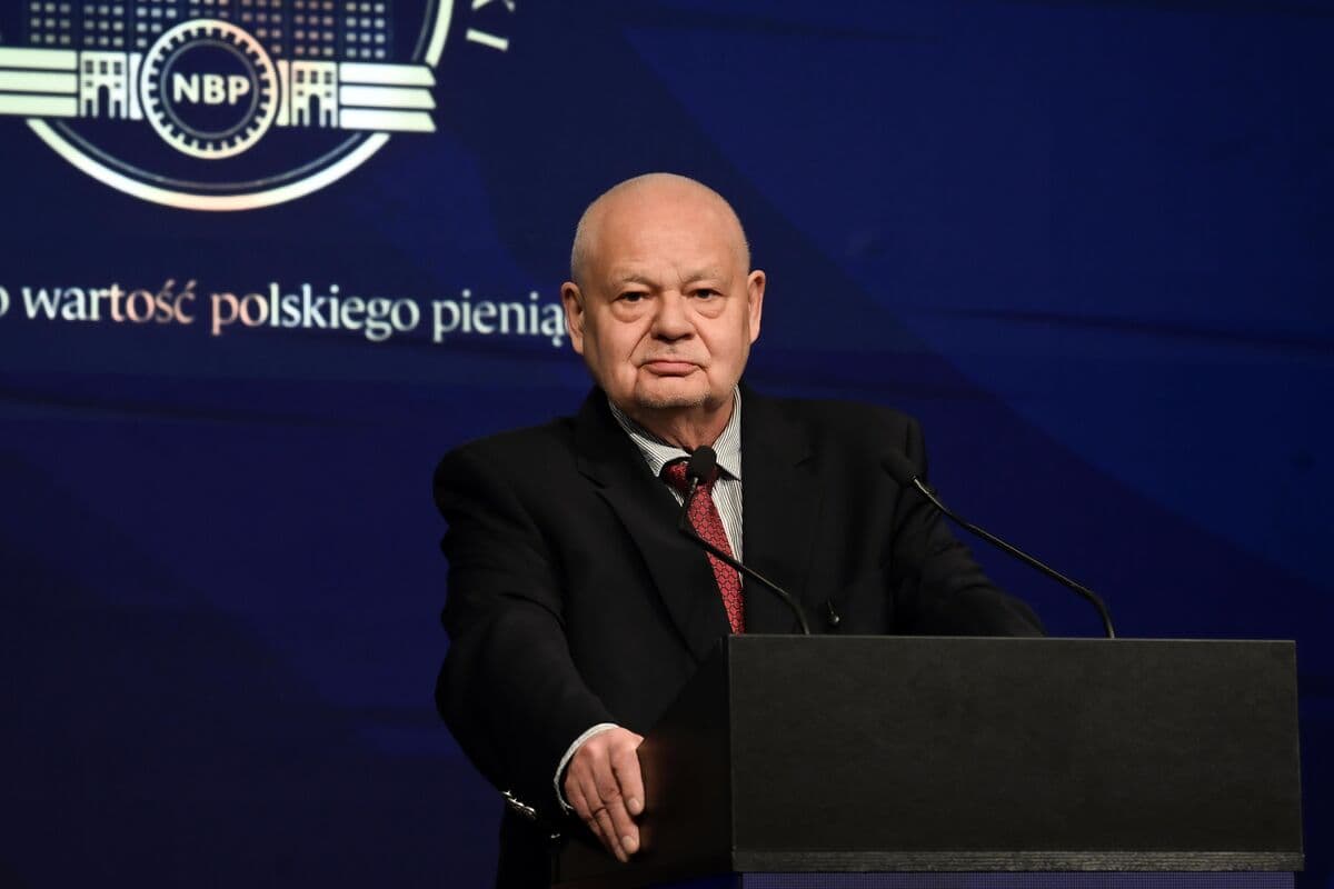 Poland’s Glapinski Says Rate Hikes Are Increasingly Likely
