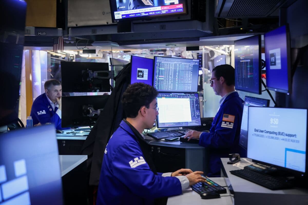 US Stock Futures Extend Rally Ahead of Fed Rate Decision