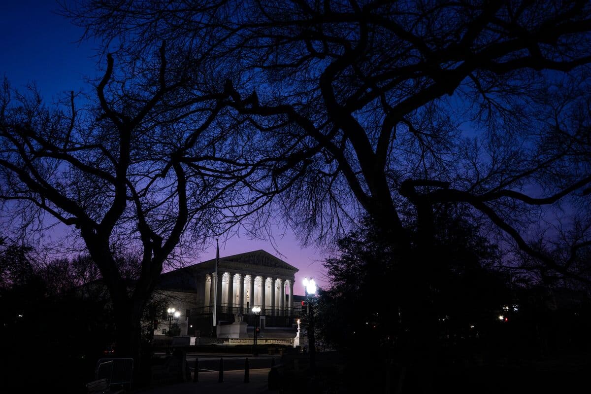 Pressure Grows for Supreme Court to End `Emergency’ Wins for Trump