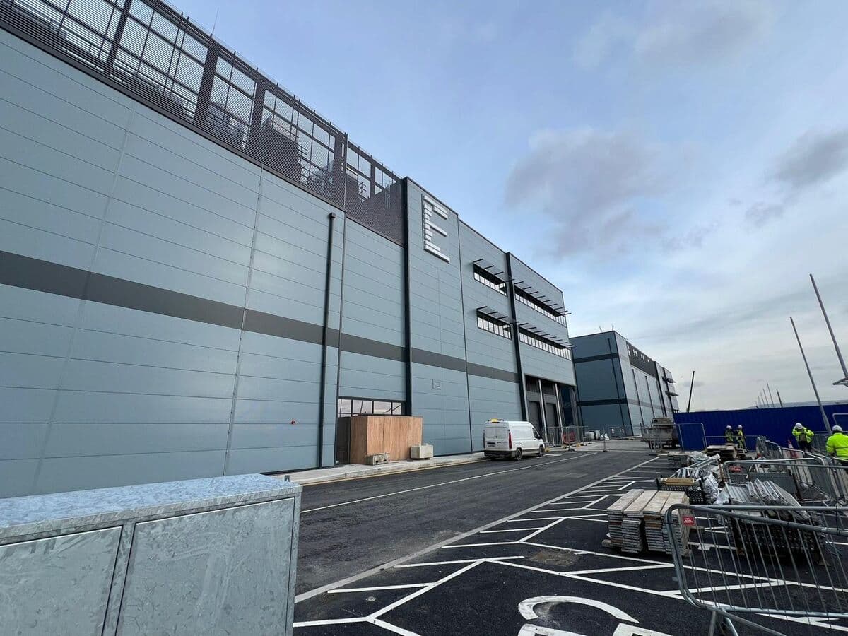 Echelon Data Centres Owners Said to Weigh Options Including Sale