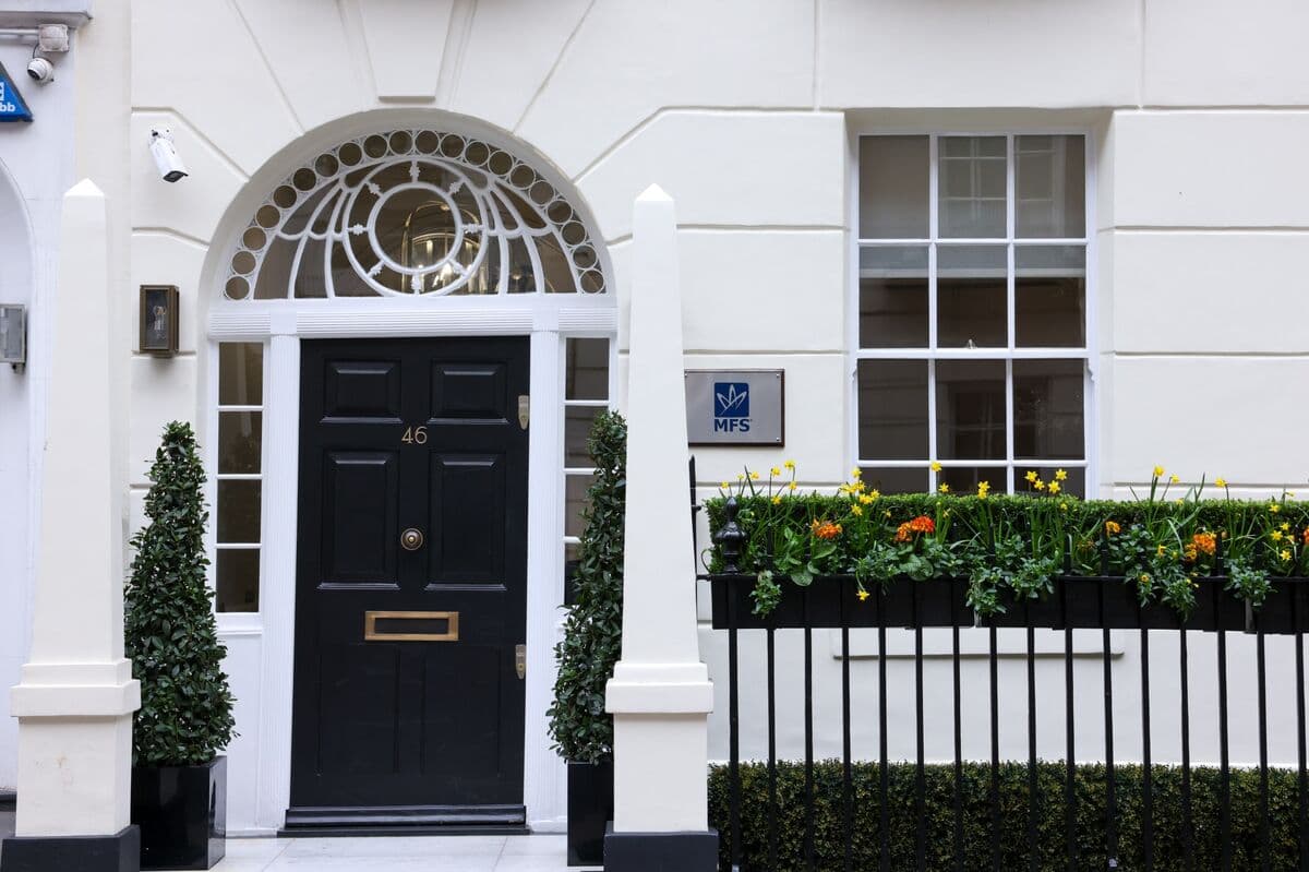 Barclays Eyes Over 50% Recovery on MFS as Asset Hunt Uncertain