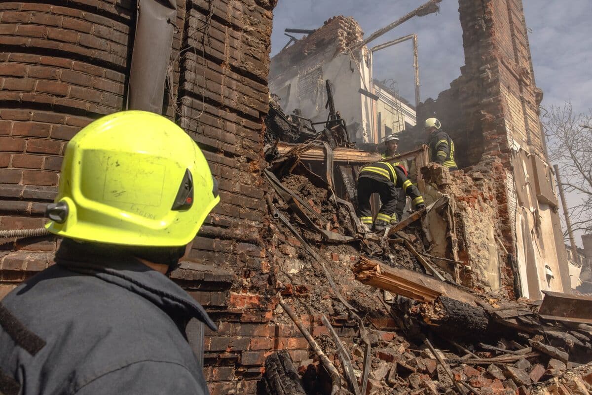 Russia Increases Reliance on China for Critical War Technologies