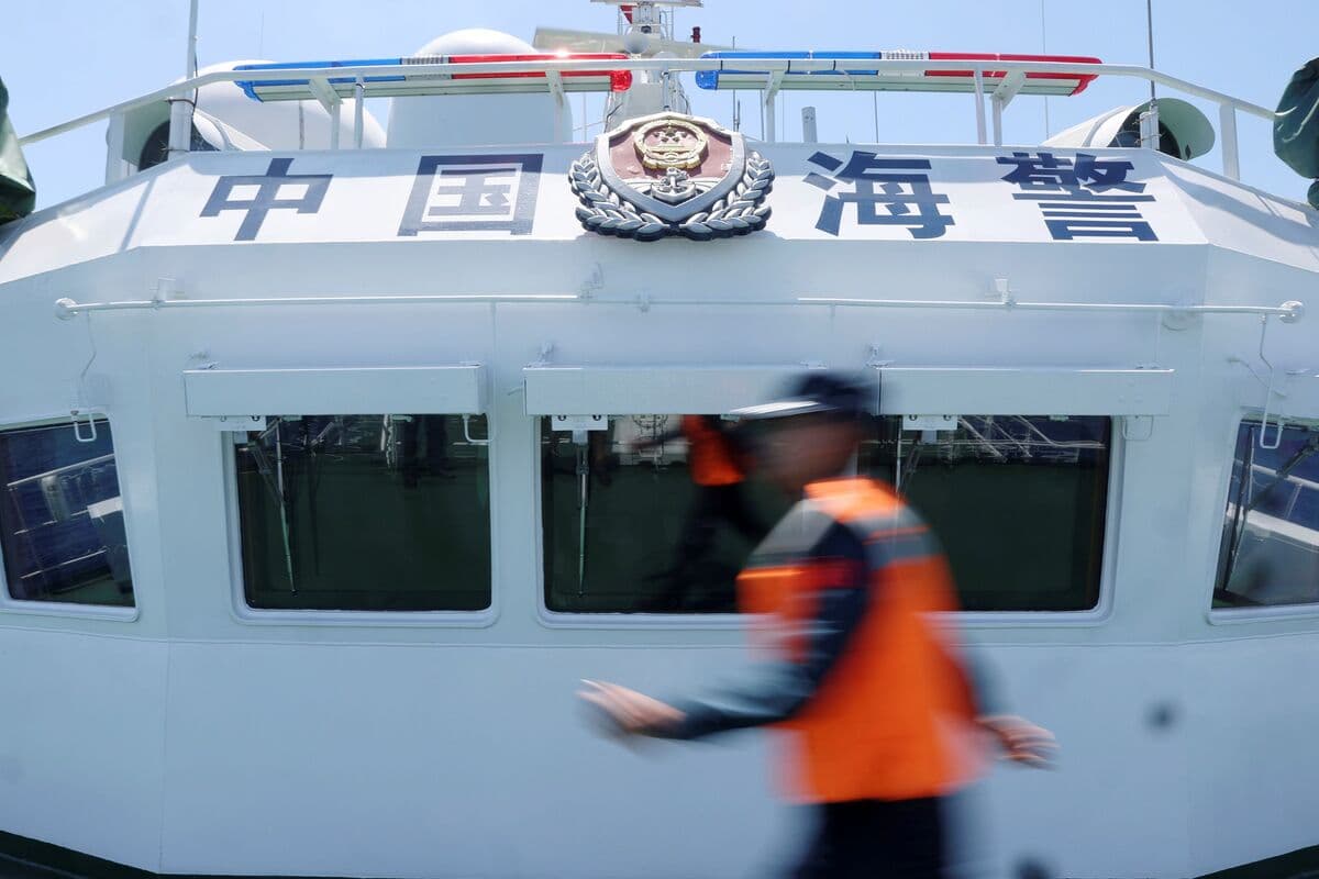 China Deploys Coast Guard Vessels East of Taiwan Following Tokyo-Manila Discussions