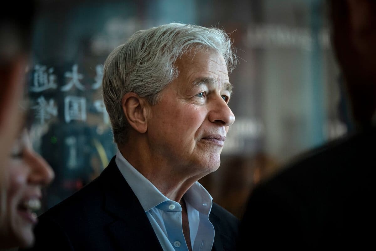 JPMorgan Plans to Increase AI Hiring While Reducing Traditional Banker Roles