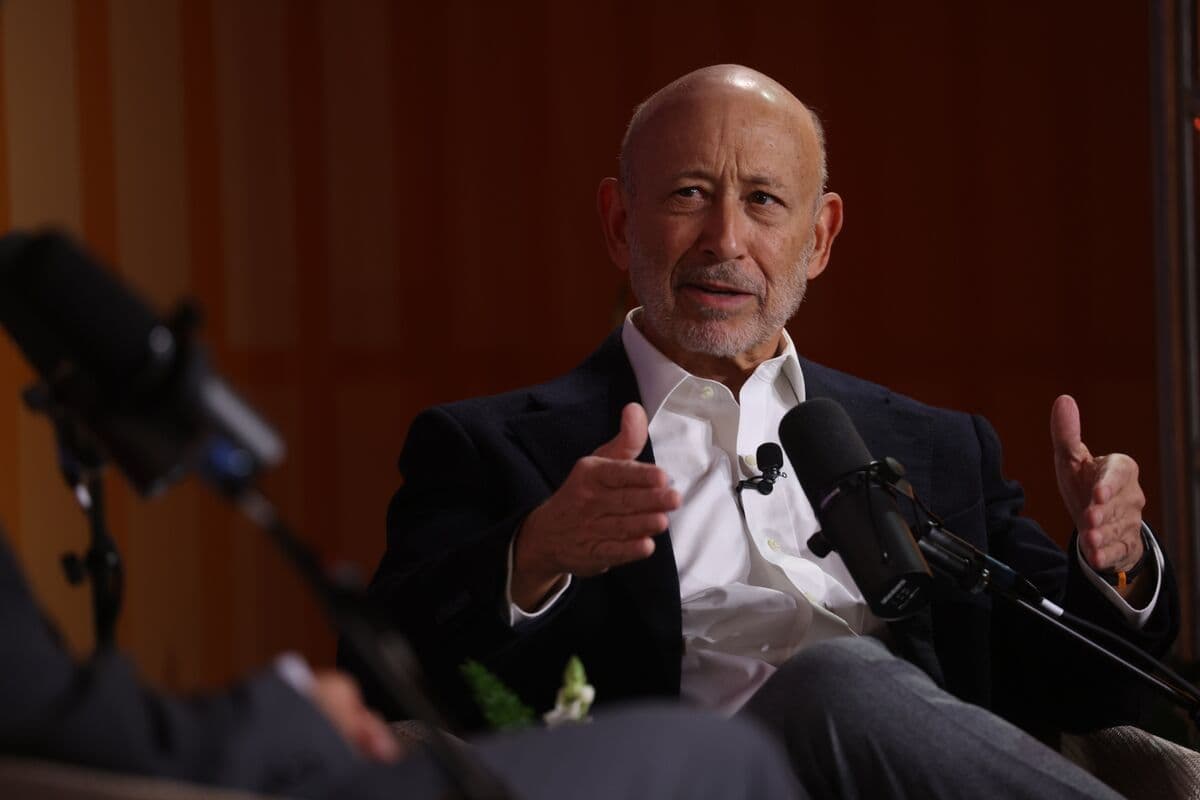 Lloyd Blankfein Sees Geopolitical Risk Amid ‘an Anxious Market’
