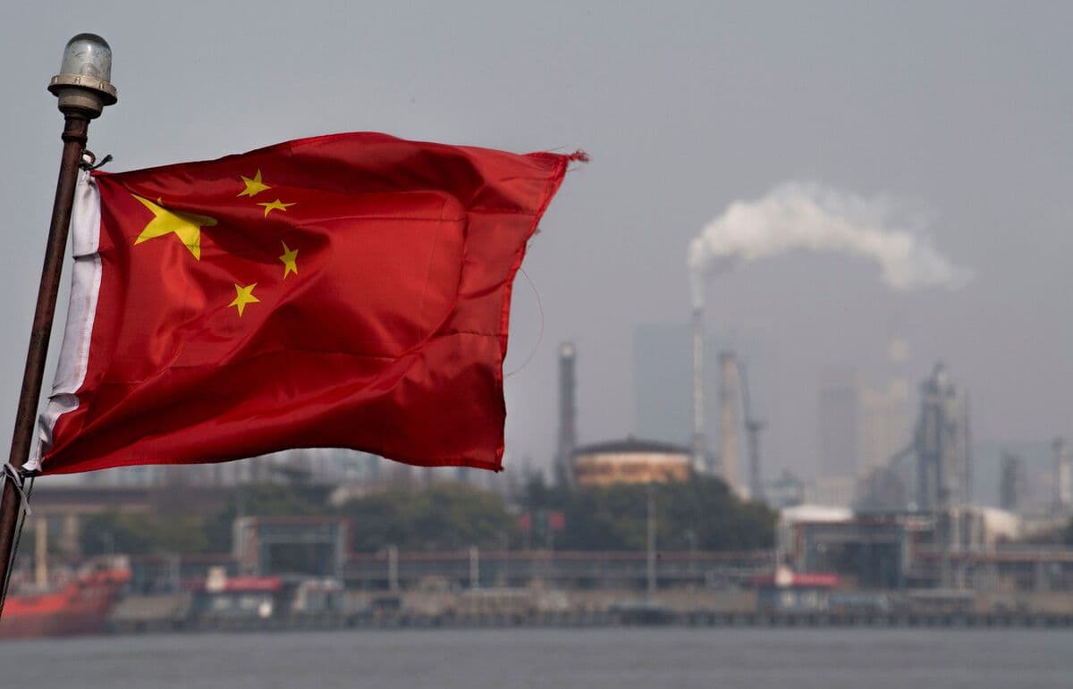 Beijing Tells Chinese Firms to Ignore US Sanctions on Refiners
