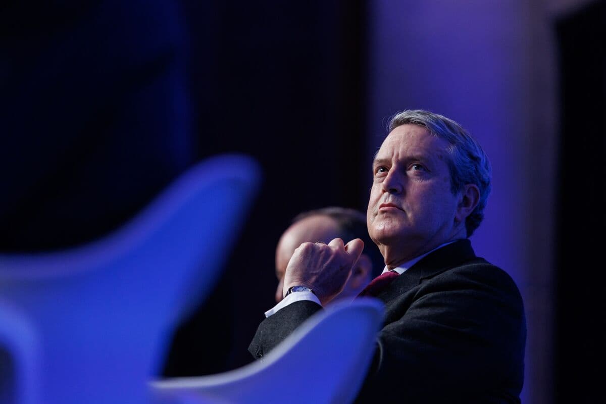 Uncertain Fed Meets an Uncertain AI Future