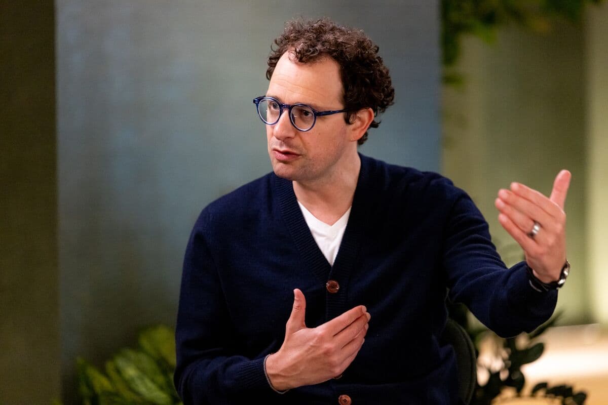 Anthropic CEO Uncertain About AI Model's Role in Iran School Strike