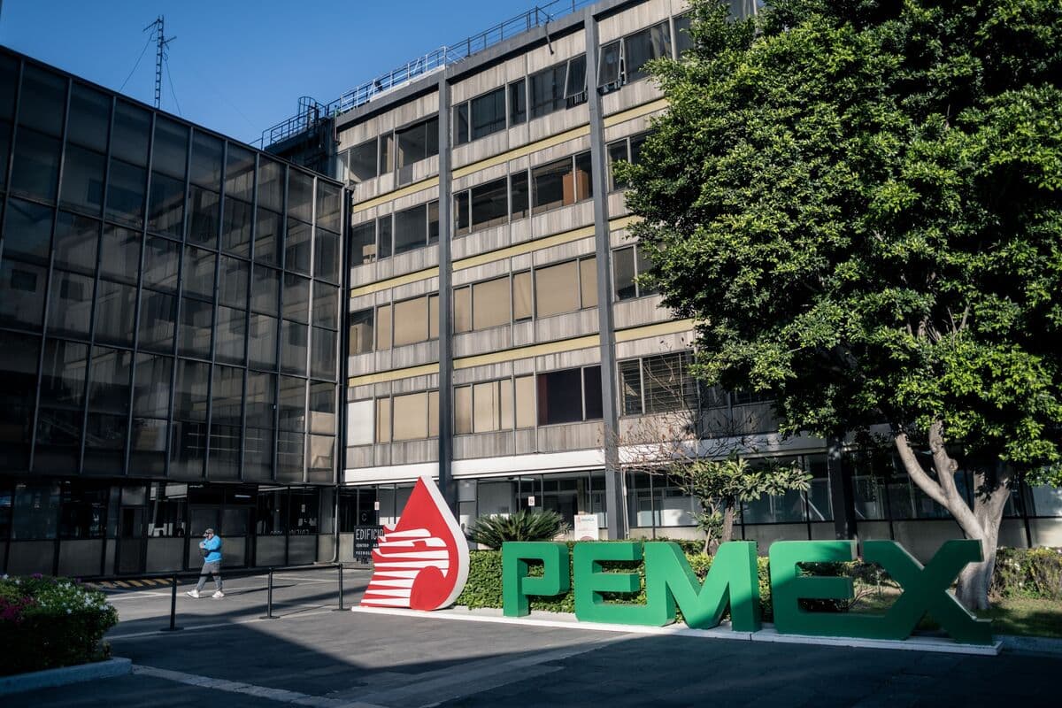 Pemex Posts Third Straight Loss Despite War-Fueled Oil Rally
