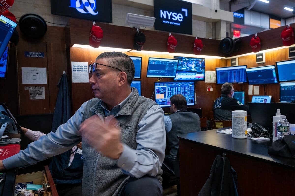 ‘Lose $1 Million in 2 Seconds’: Market Chaos Rocks Trading Desks