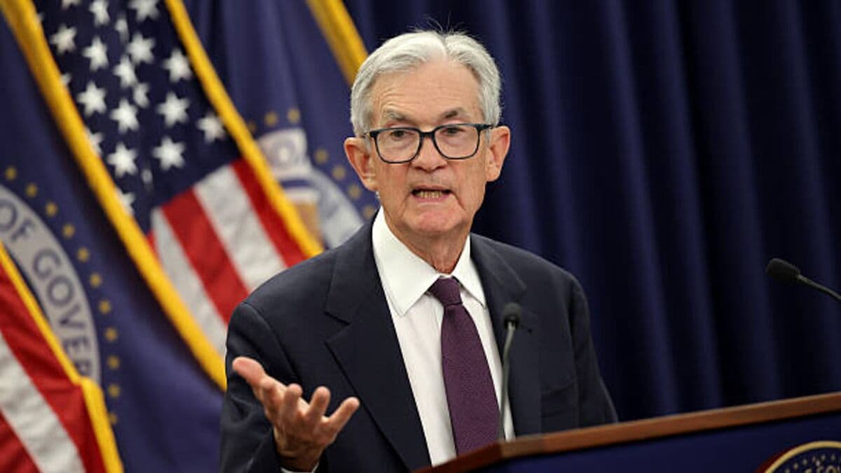 Fed Expected to Hold Rates Steady Due to War, Energy Shock