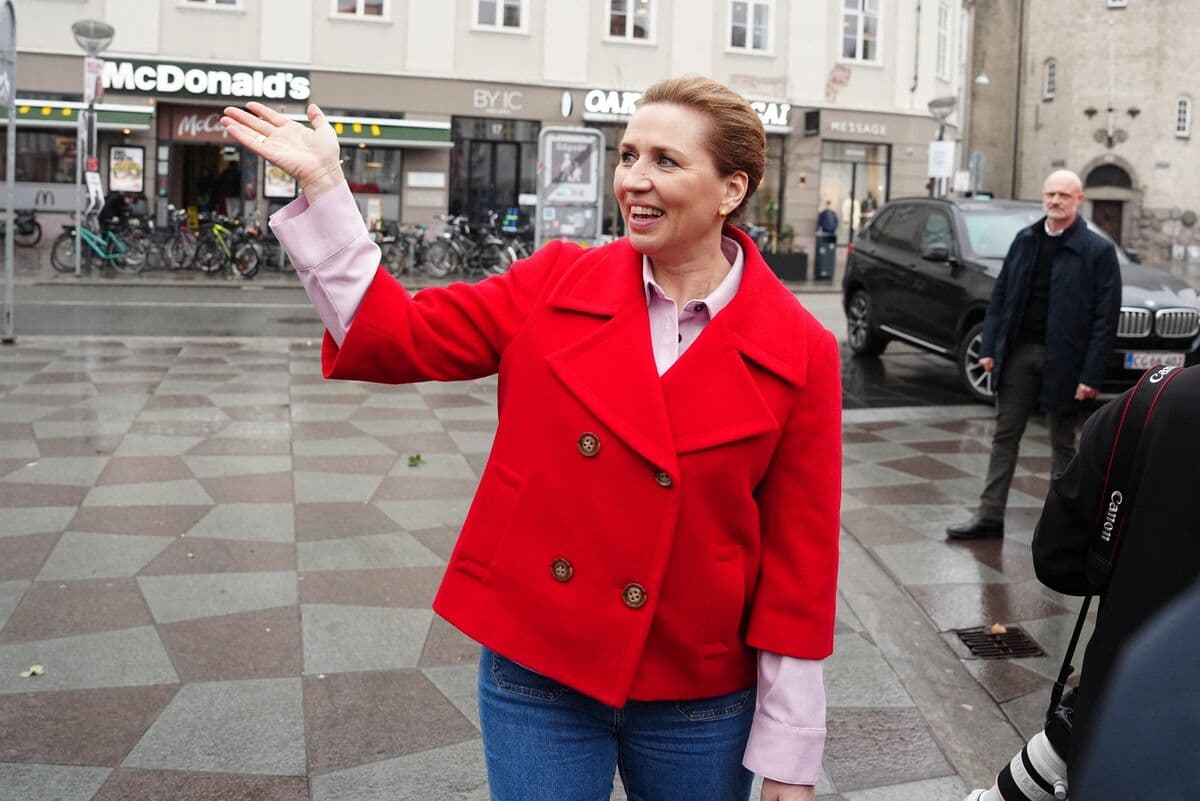 Danish Social Democrat Premier Takes Lead in Parliamentary Vote