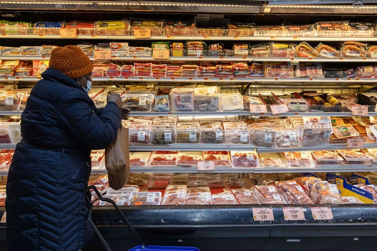 Beef Spotlighted in US Food Guidelines Is Pricier Than Ever