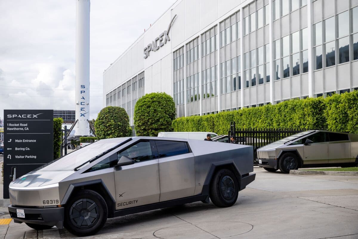 Tesla Investor Merz Avoids SpaceX IPO, Anticipates Musk Merger Plans