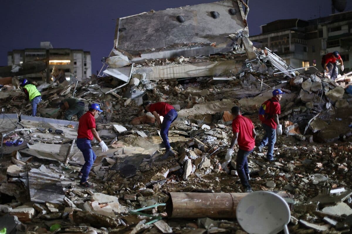 Venezuela Conducts Search Efforts for Survivors Following Twin Earthquakes