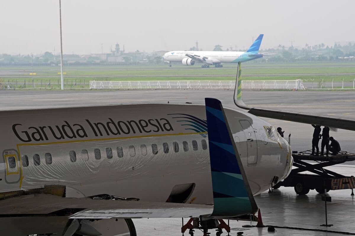 Garuda Indonesia Loss Widens as Scheduled Airline Revenue Slips