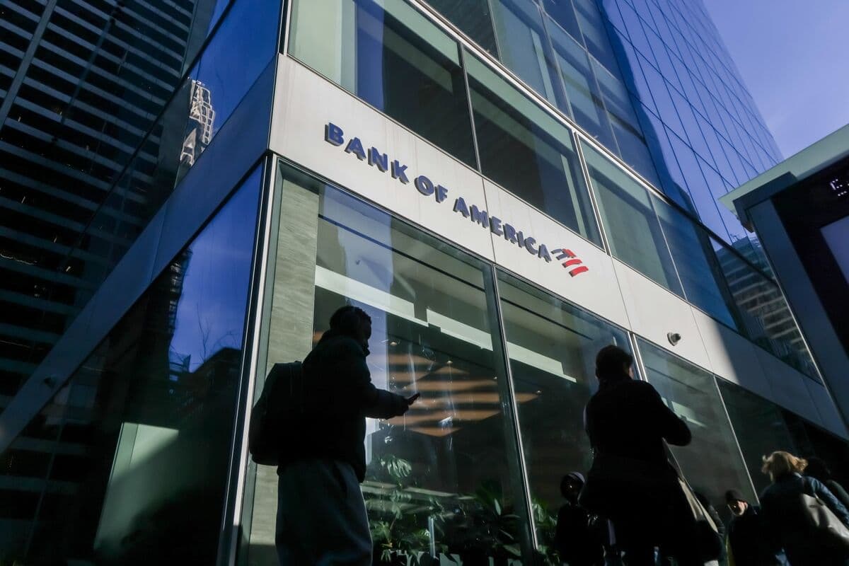 BofA Slate of a Dozen Directors Wins Approval From Investors