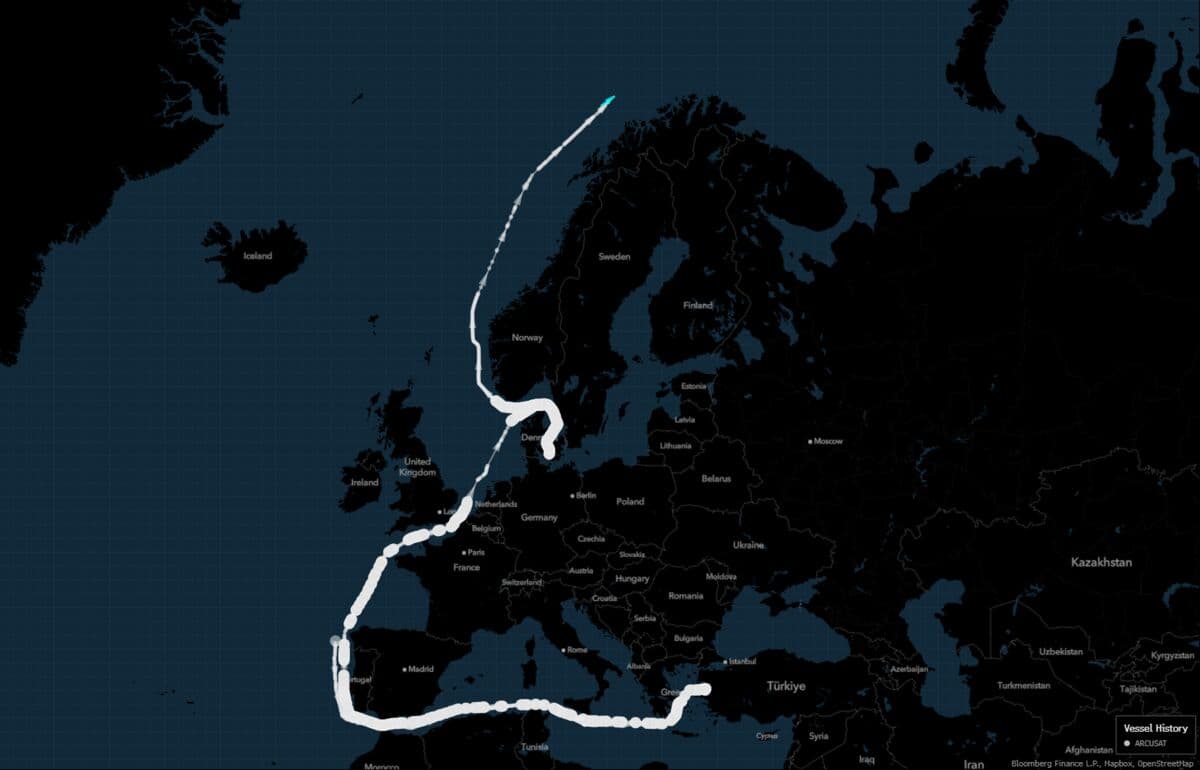 Russia-Bound Phantom Oil Tanker U-Turns Away From Baltic Sea