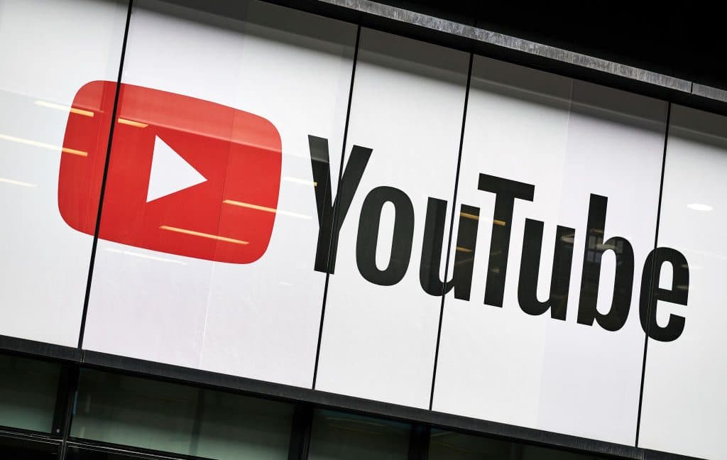 YouTube to Start Automatically Labeling Videos Created with AI Technology