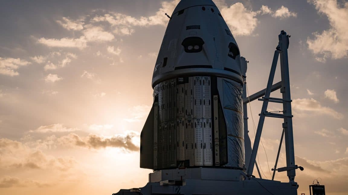 Industry Officials Express Concerns Over Crew Dragon Availability