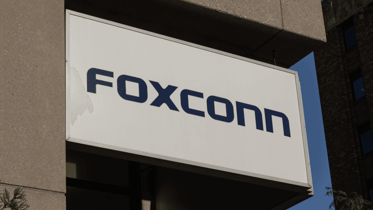 Foxconn, yapay zeka yatırımlarının hızlanmasıyla gelirini yüzde 22 artırdı