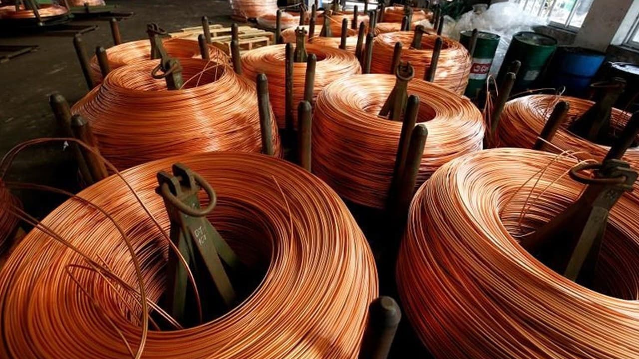 Arz endişesi fiyatları alevlendirdi! Bakır ve kalay rekora koştu